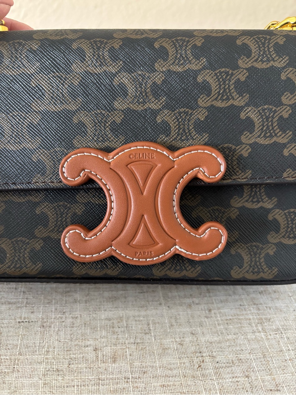 Like new Celine Cuir Triomphe bag - Picture 6 of 9